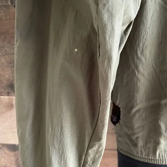 DKNY Water Resistant Women’s Olive Green Jacket New With Tags Size Small - Picture 16 of 16